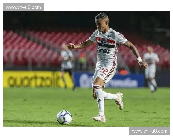 科里蒂巴vs.戈亚：巴甲绿茵场上的绿与蓝的激情碰撞